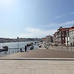 Flh Classic With Terrace & Parking * Porto