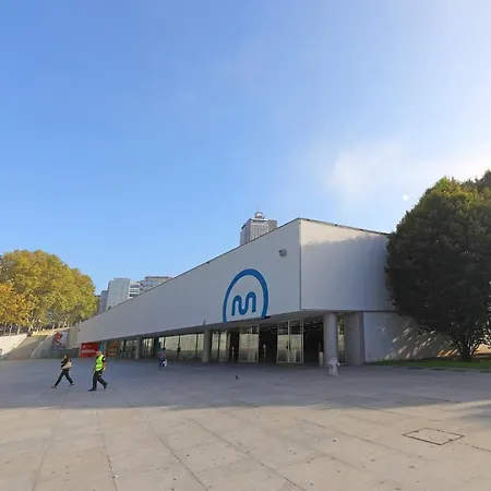 Flh Classic With Terrace & Parking Appartamento *