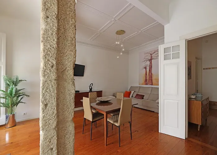 Flh Classic With Terrace & Parking * 포르투